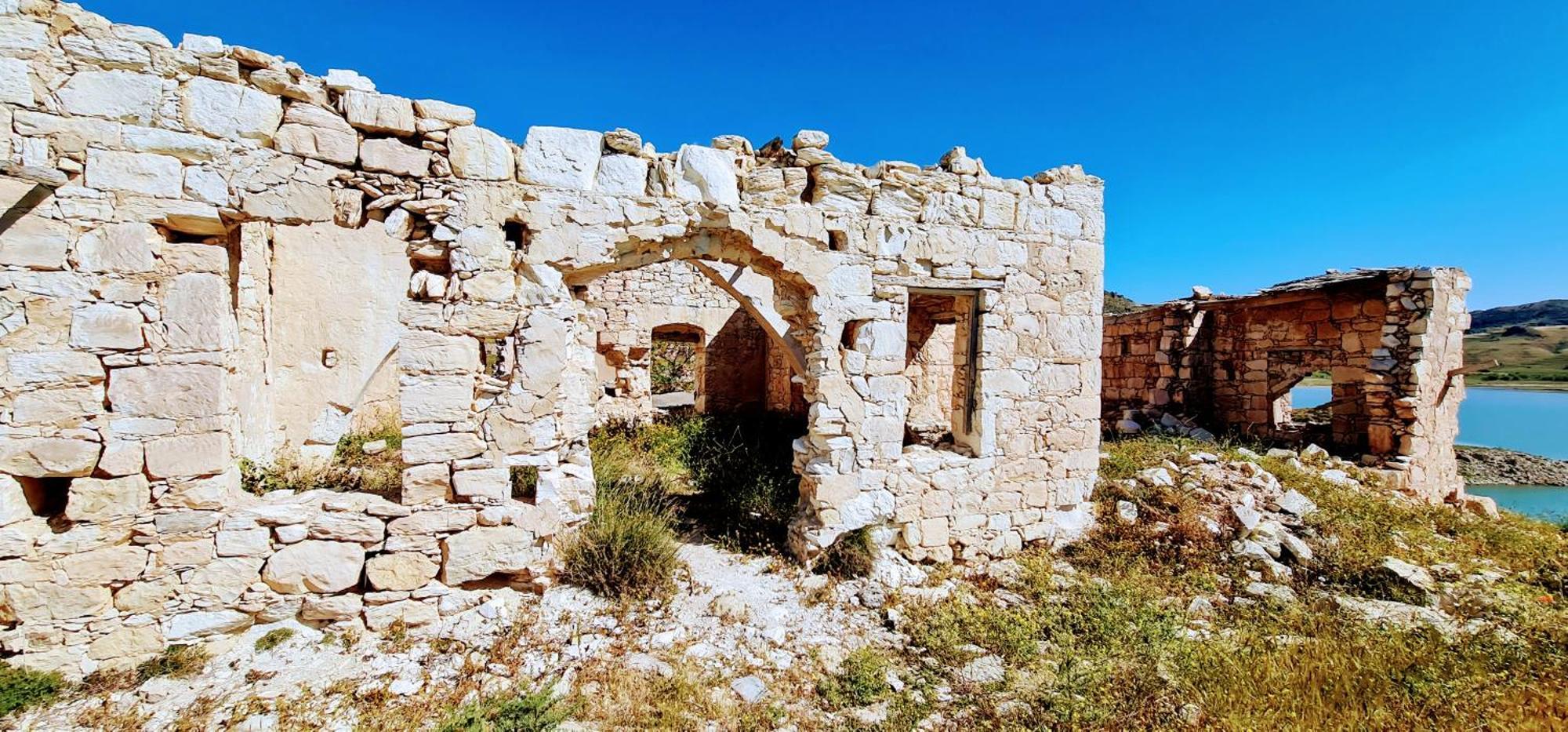 Maya Paphos 外观 照片